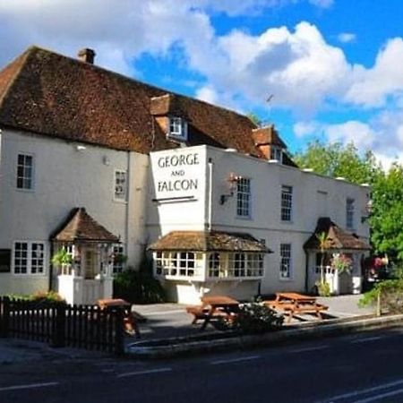 George & Falcon Bed & Breakfast Southampton Bagian luar foto